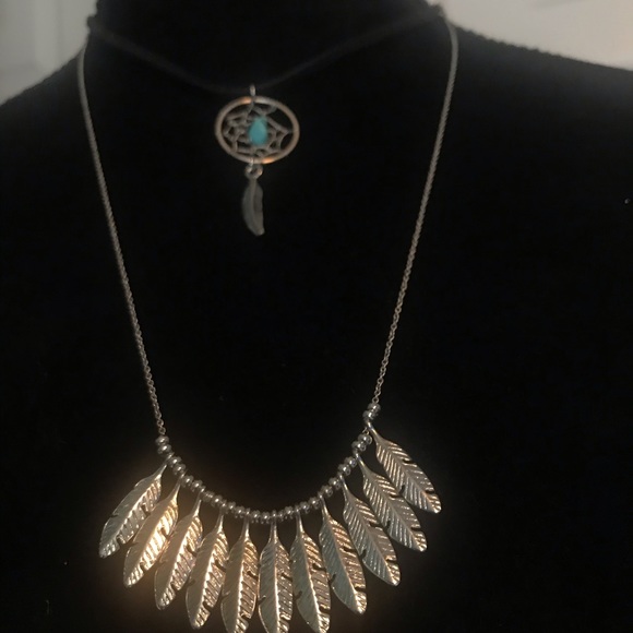 WHY silver dreamcatcher layer necklace NWT - Picture 2 of 4